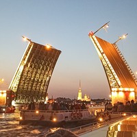 Фото отзыва 2: экскурсия "От Медного всадника до развода мостов — ночная прогулка на теплоходе"