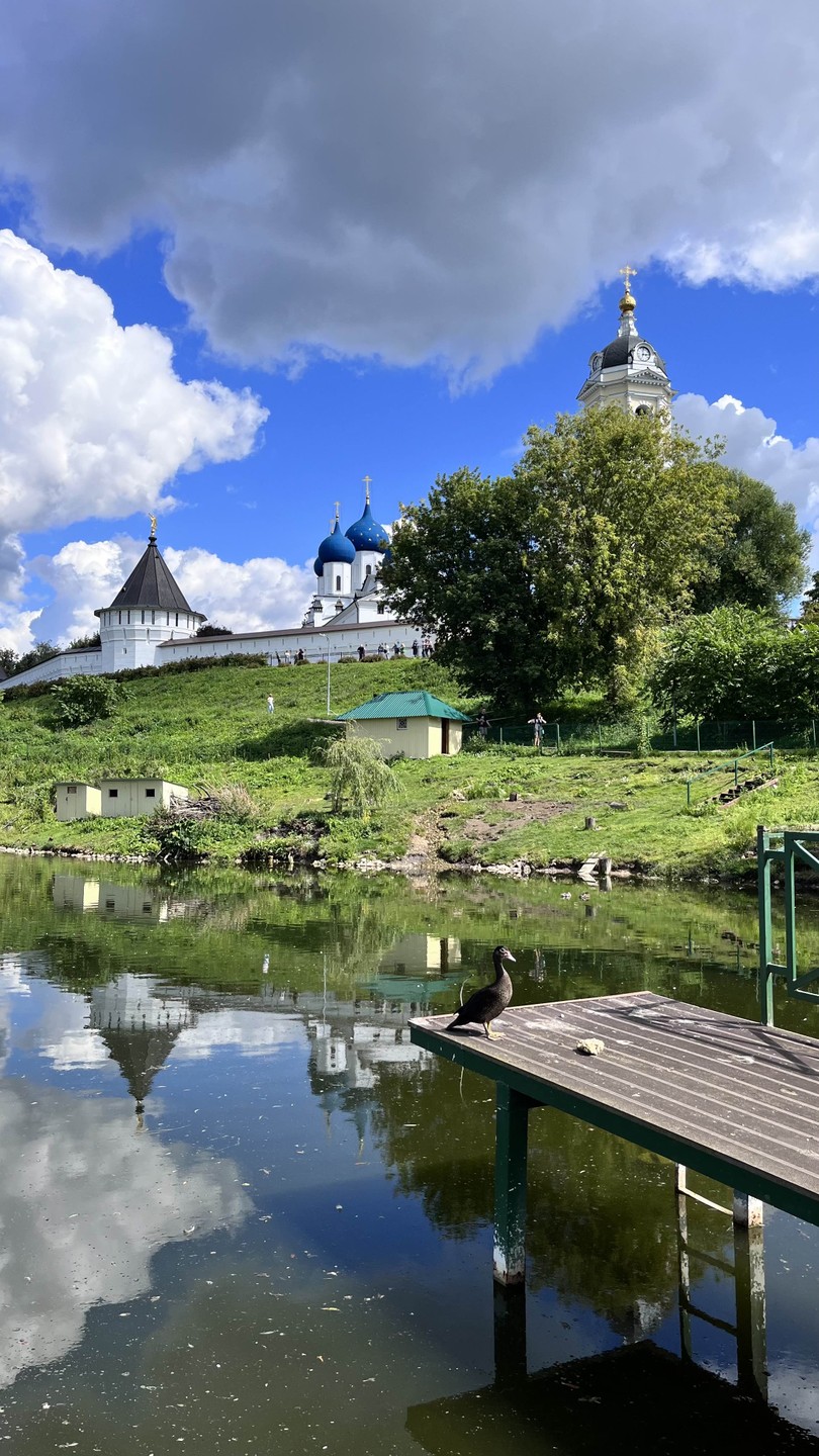 Людмила очень располагающая к себе рассказчица, прогулка по городу прошла легко и незаметно!