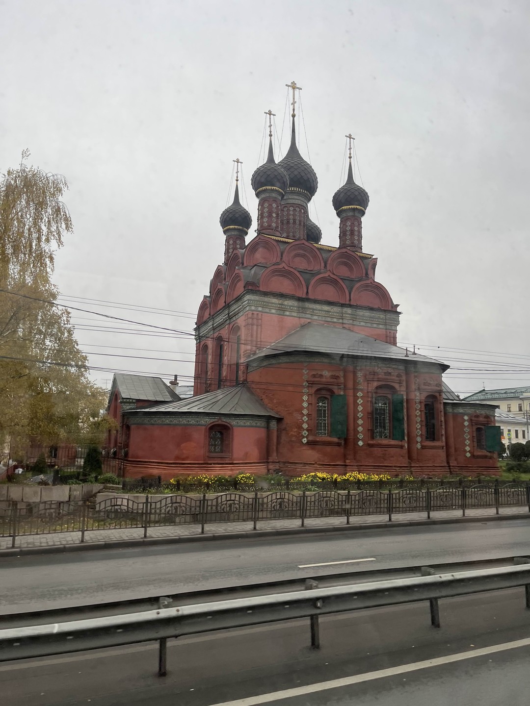 Знакомство с Ярославлем на авто-пешеходной экскурсии в группе (Людмила)