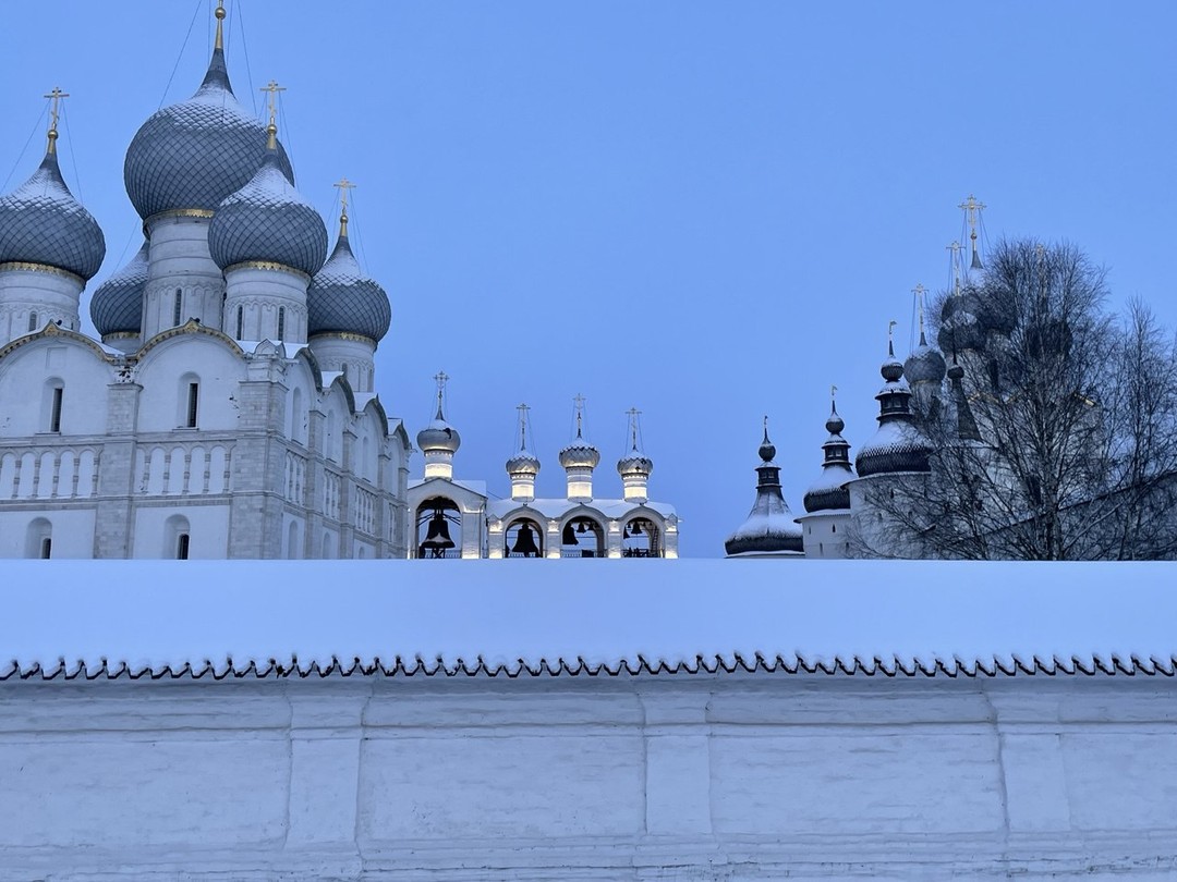 Гуляли с Еленой на обзорной экскурсии по Ростову Великому! Чудесный рассказчик, очень доброжелательная и внимательная экскурсовод