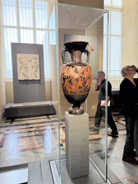 Топовые шедевры Лувра и три главные его женщины (Дмитрий)