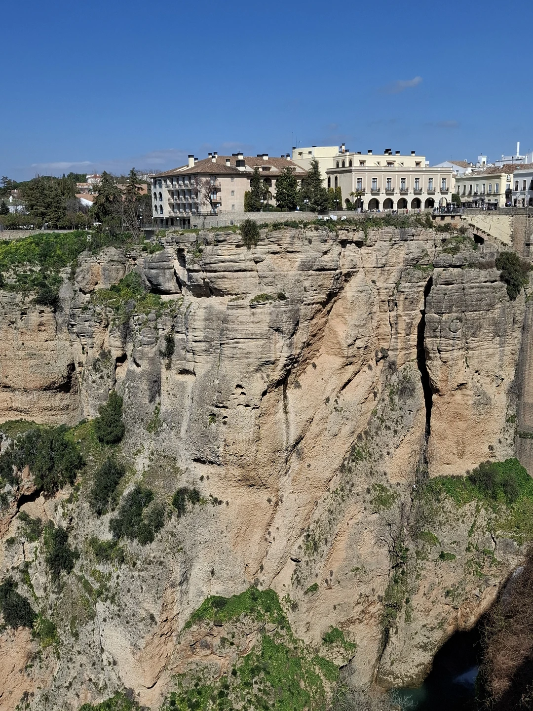 Из Малаги в Ронду - город, парящий над пропастью (Виктория)