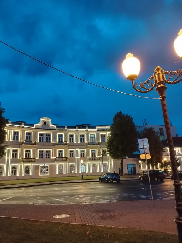 Вечерний Гродно в цветах и красках