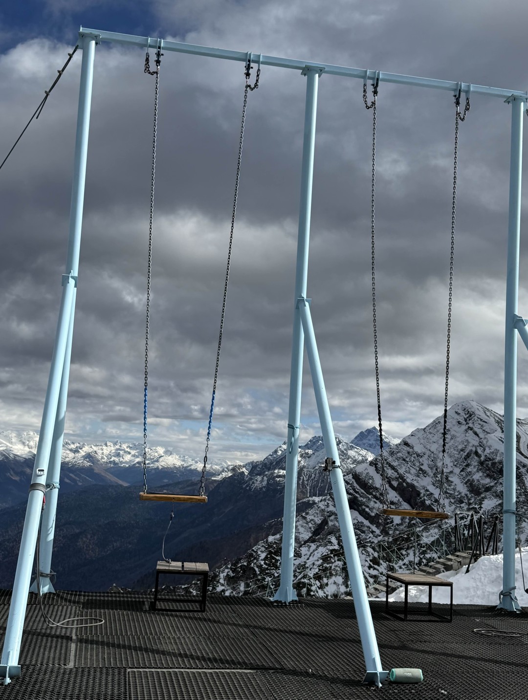 Отличная экскурсия,Наталья учла пожелания всей семьи,увлекательно и подробно рассказала о достопримечательностях Красной Поляны, чётко объяснила, чем