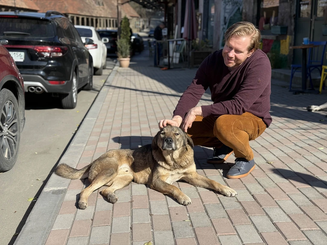 Все было великолепно! Гарик отличный и веселый гид. Водитель Оганез не просто отличный человек, но и супер-фотограф!