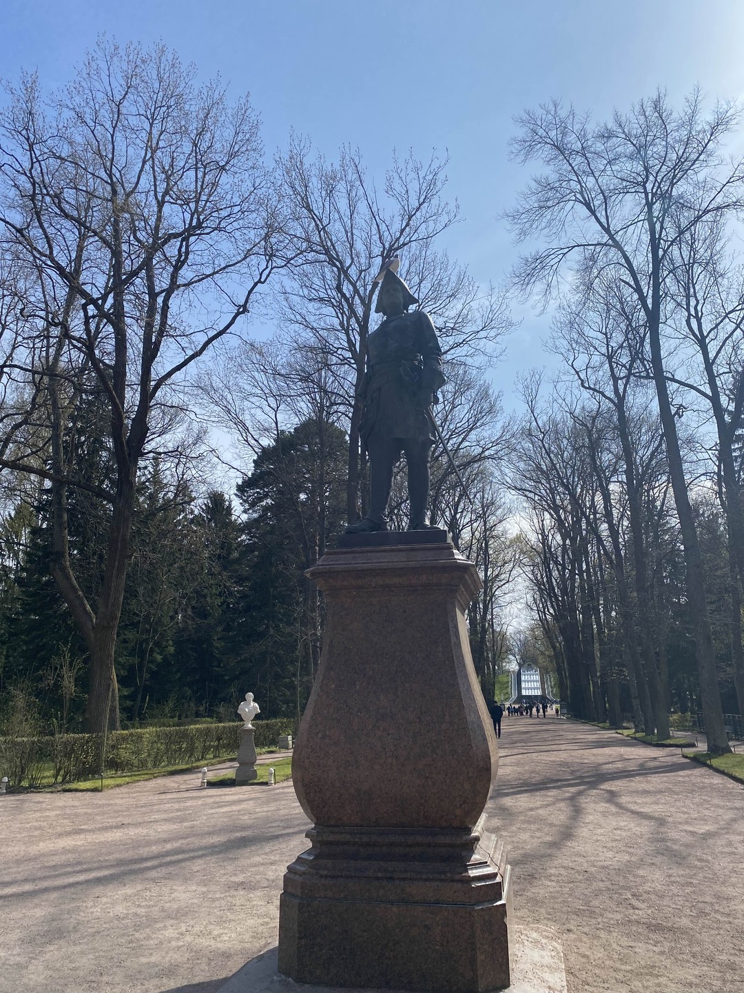 Из Санкт-Петербурга в Петергоф и Кронштадт: 2 города за 1 день (Оксана)