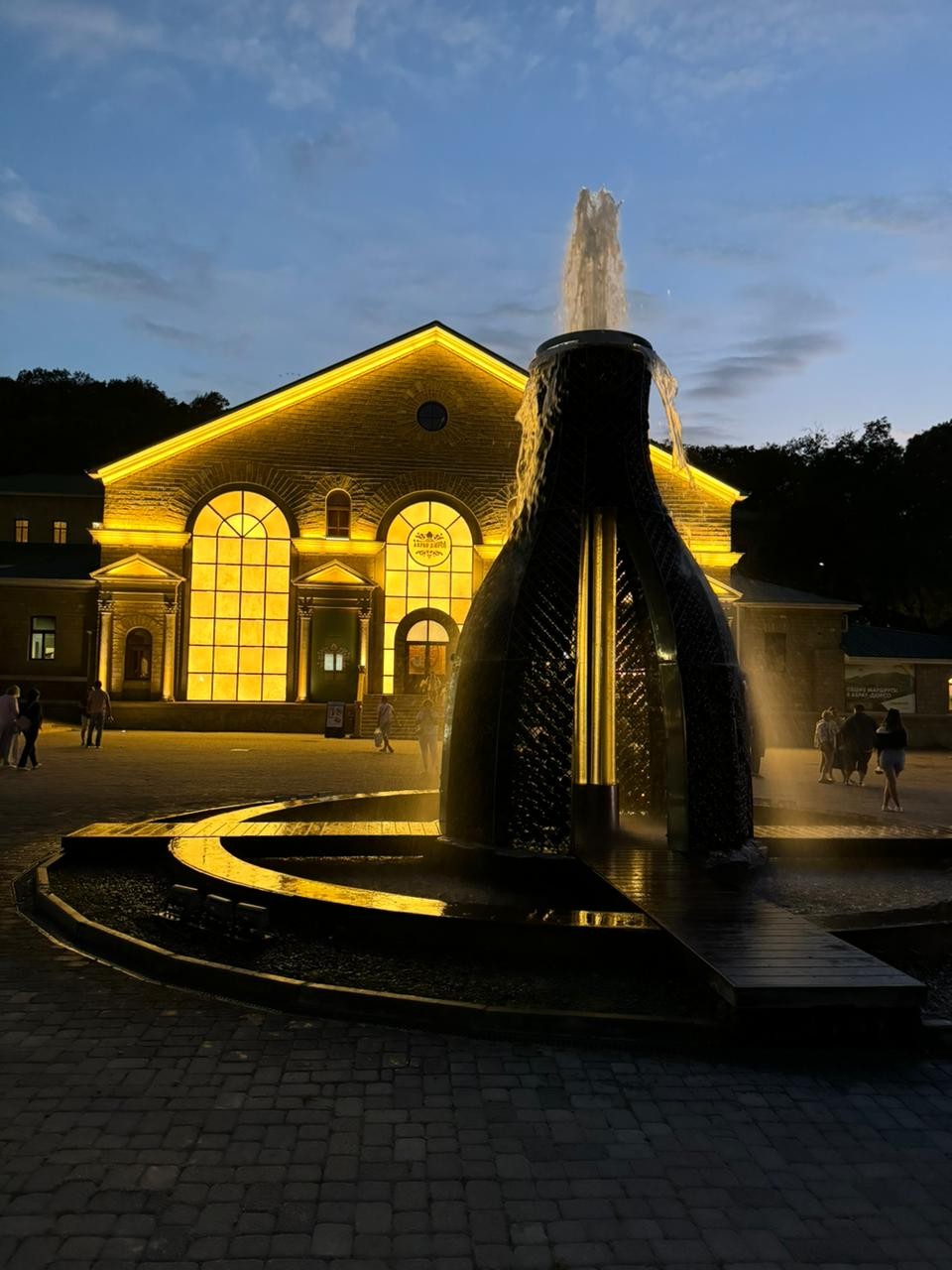 Абрау-Дюрсо, или Добро пожаловать в черноморскую Швейцарию (Елена)