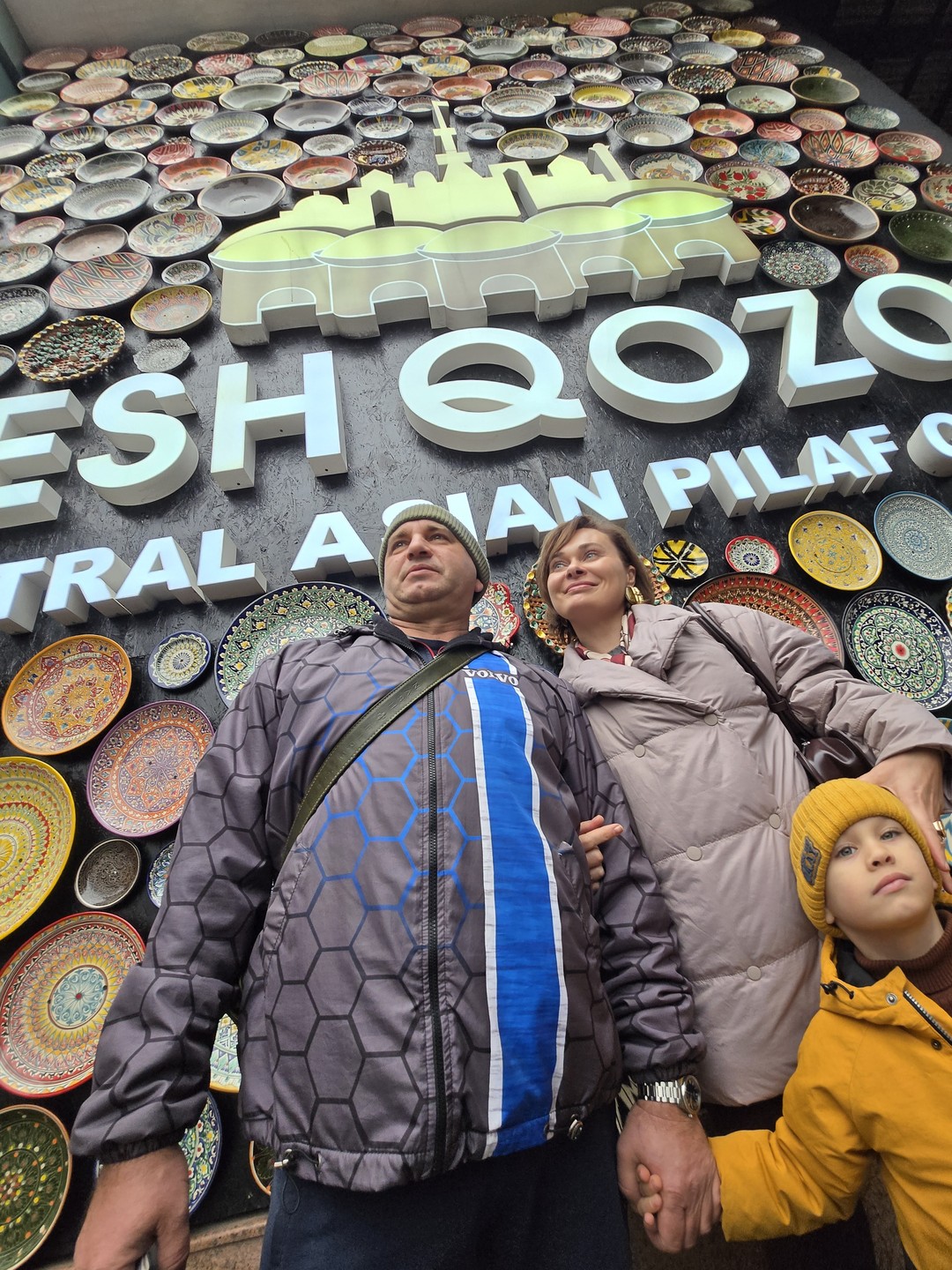 Отличная экскурсия с активным гидом! У нас был гид Шерзод Саттаров, очень энергичный с четкой речью