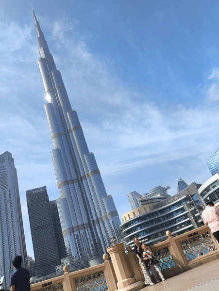 На основе предложений я сделал выбор мест которые мы посетили, моей семье понравилось, интересная экскурсия вышла