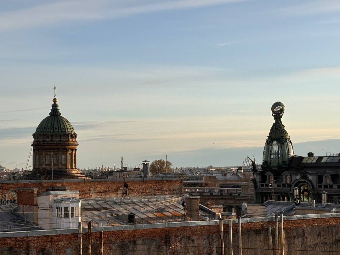 Фото отзыва 8: экскурсия "Открывая Петербург: витражи парадных, лабиринты дворов и романтика крыш"