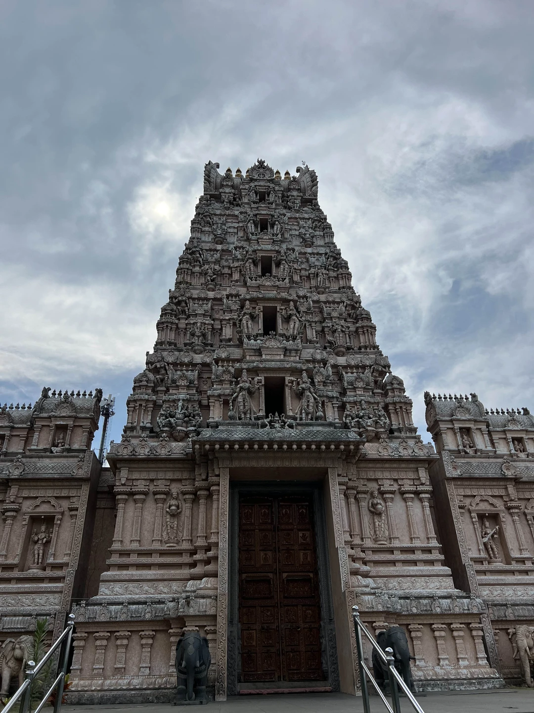 Пещеры Бату, река светлячков и серебристые обезьяны за 1 день (Ирина)