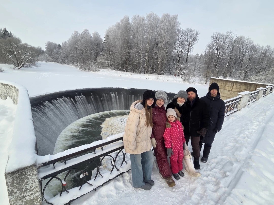 Были в Яропольце с Натальей 17 января и остались очень довольны экскурсией, профессионализм нашего экскурсовода, ее