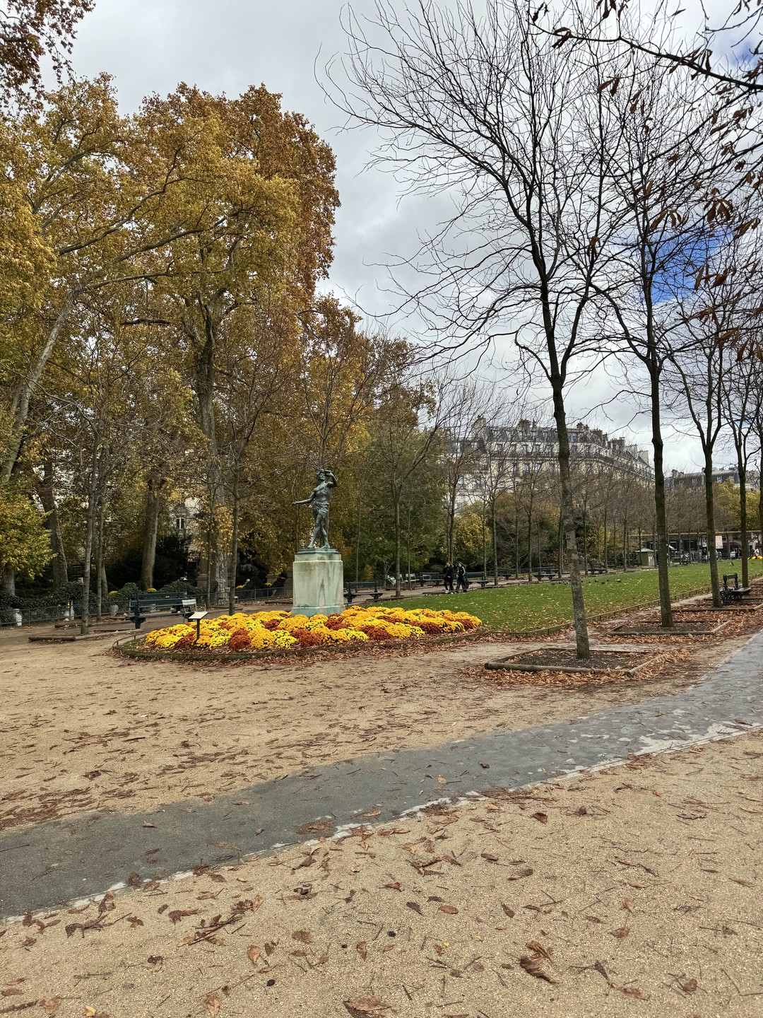 Левый берег - царство бедных, умных и счастливых (Татьяна)