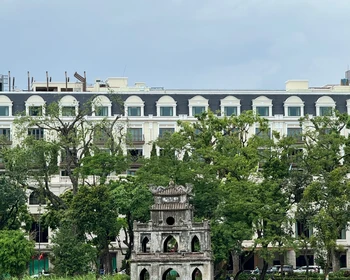 Прилёт в Ханой, размещение в отеле, ужин-знакомство