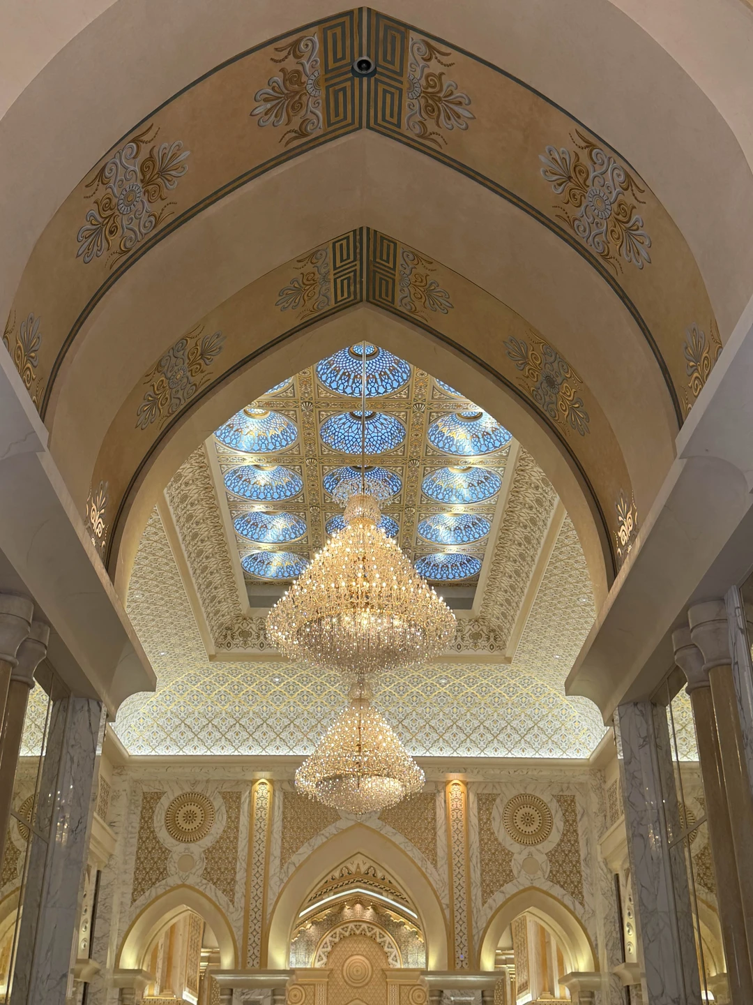 Маршрут понравился, можно и с детьми. Очень красивые места посетили! Спасибо!