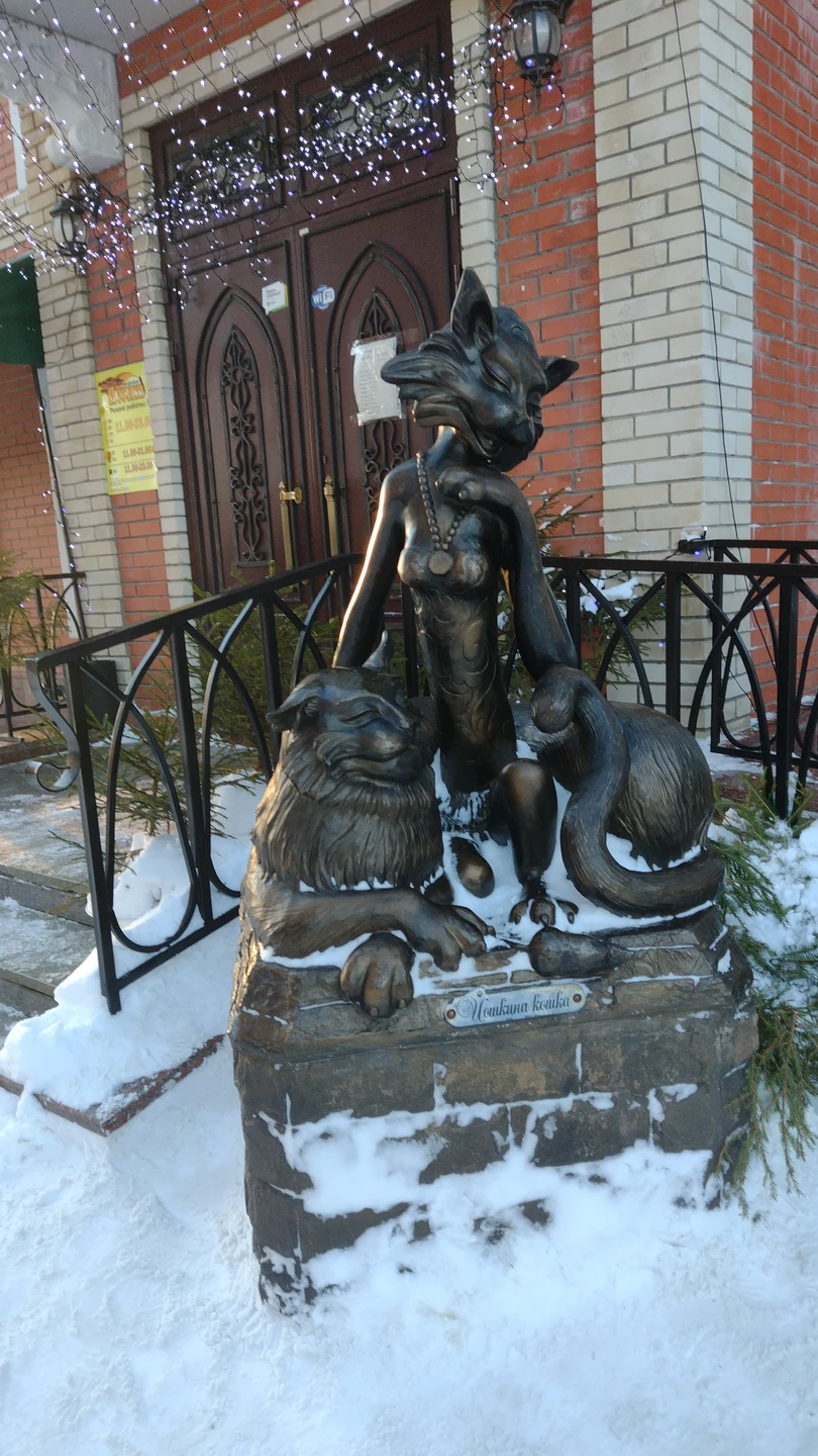 Во-первых, огромное спасибо организаторам за то, что приняли во внимание мои пожелания именно гида Рустема! Я