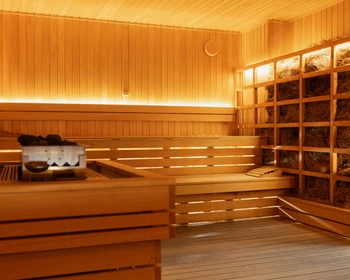 Экскурсия по Кисловодску, Замок коварства и любви и термальный спа-комплекс