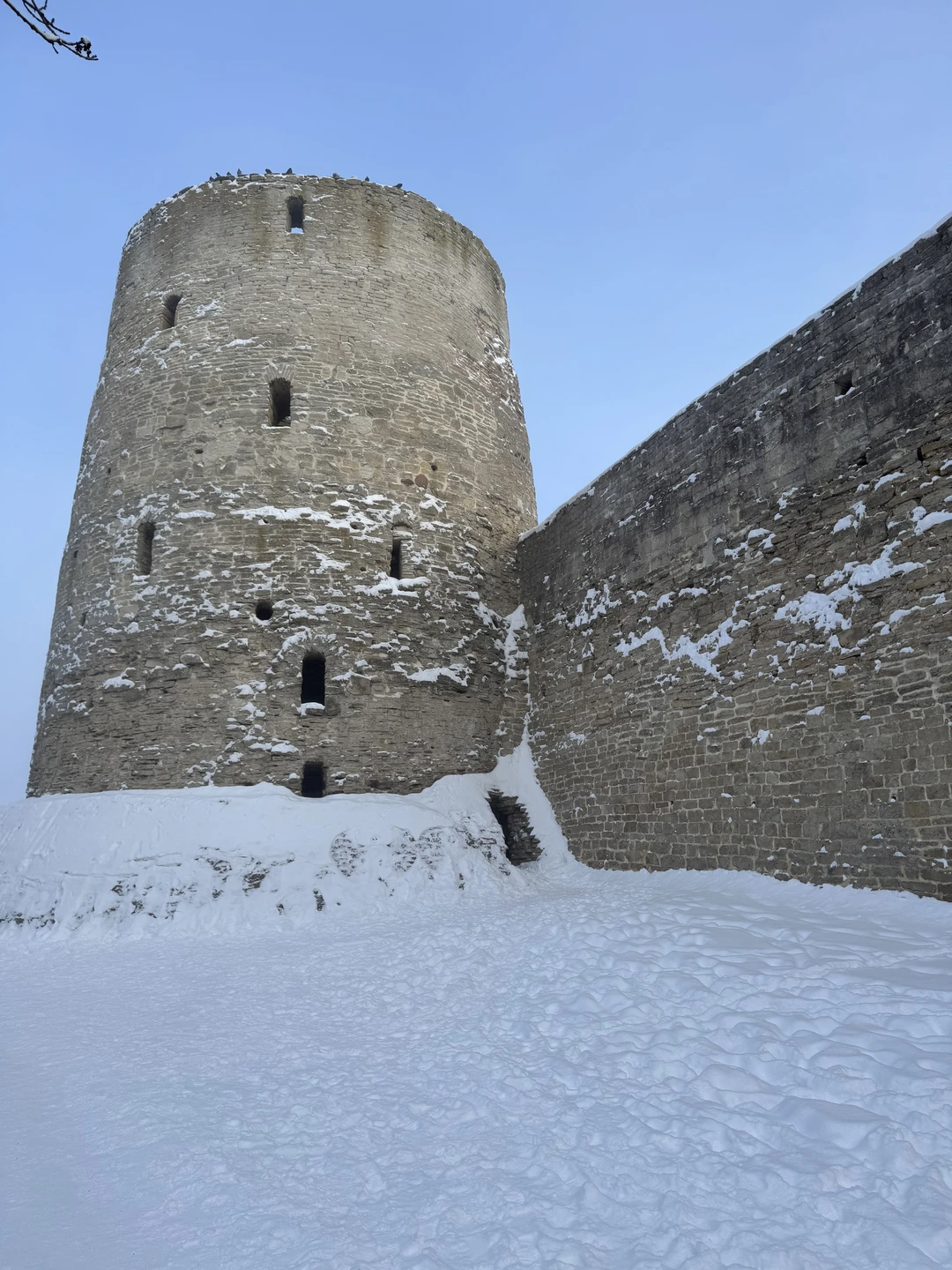 Автобусная экскурсия из Пскова в Изборск и Печоры (Виталий)