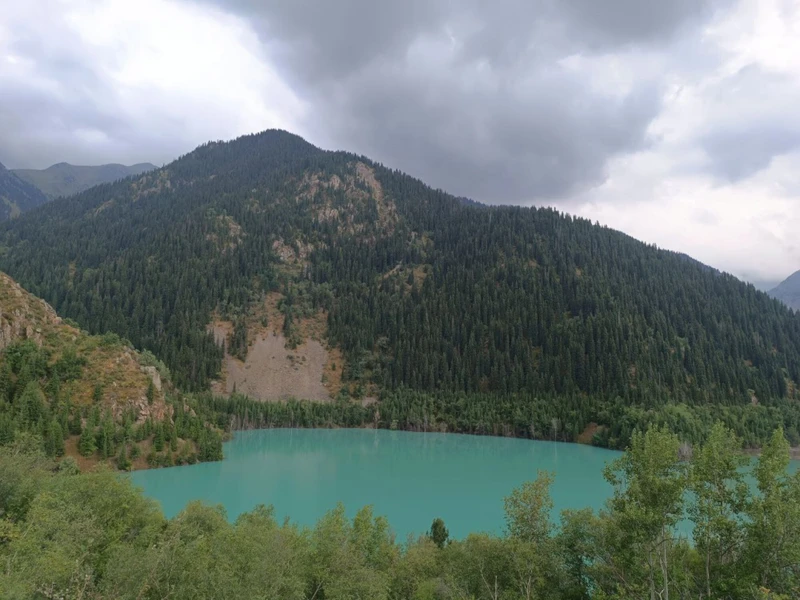 Из Алматы в Заилийский Алатау: плато Асы, Иссык и Медвежий водопад