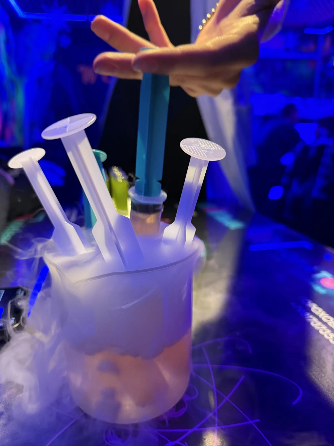 03.01.26 отлично провели вечер с Дарьей. Интересно и не занудно рассказала и показала нам прелести барной