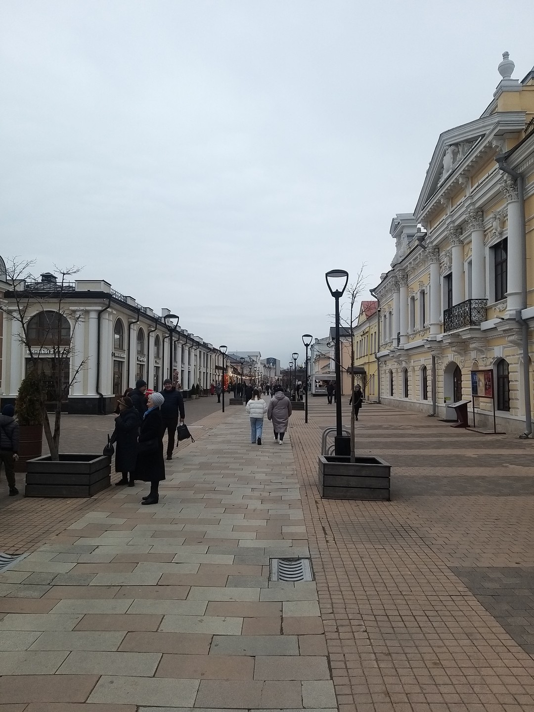 Отличный гид Дмитрий рассказывал нам о прекрасной Туле. Экскурсия прошла на одном дыхании, интересные факты, красивые