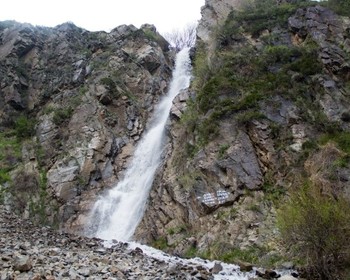 Водопад Аюлы, озеро Иссык и сакские курганы