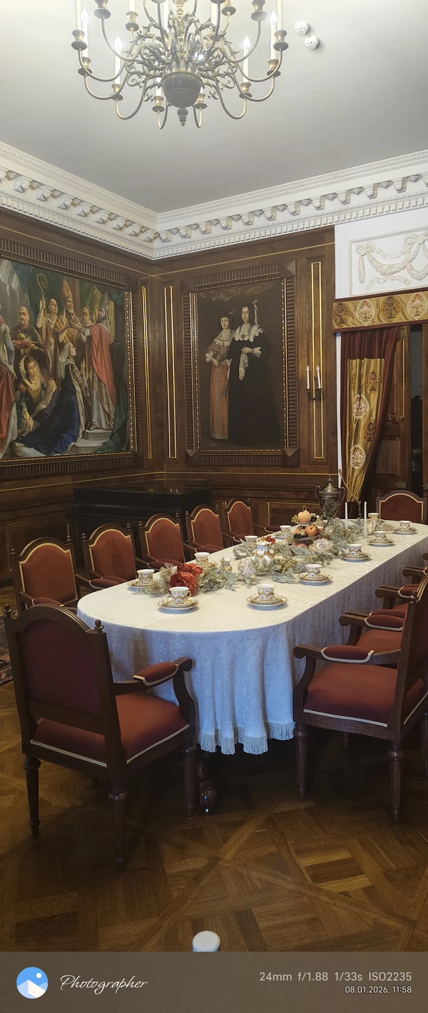 Трансфер из Минска или аэропорта в Несвижский и Мирский замки и обратно (Дмитрий)