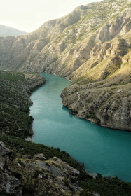 Сулакский каньон, обед с видом на Чиркейское водохранилище, переезд в горы