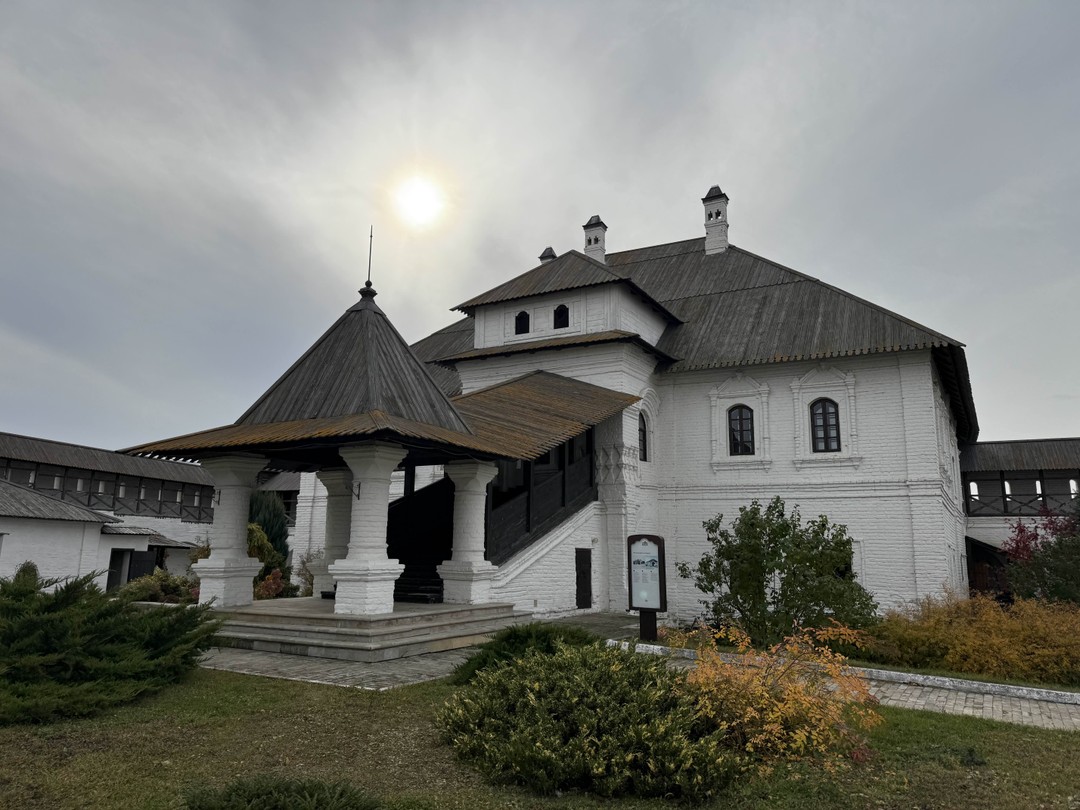 Остров-град Свияжск, Храм всех религий и Раифский монастырь за 1 день (Яна)