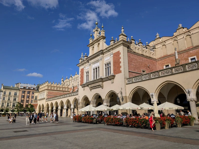 Старый Краков и замок Вавель: легенды о королях, шутах и драконах - Фото 5