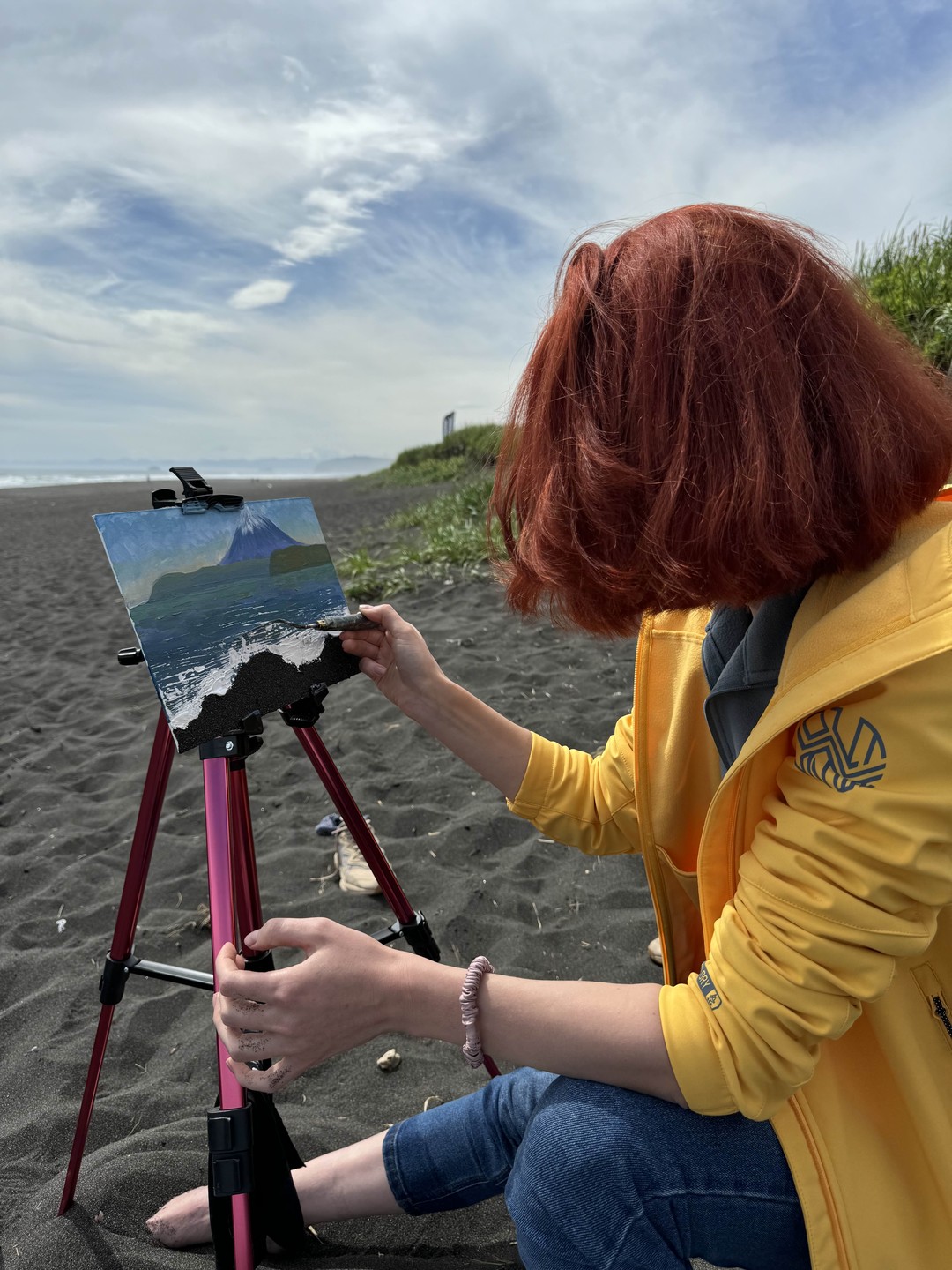 Я не рисовала раньше, но под чутким руководством художника получилась чудесная картина💛