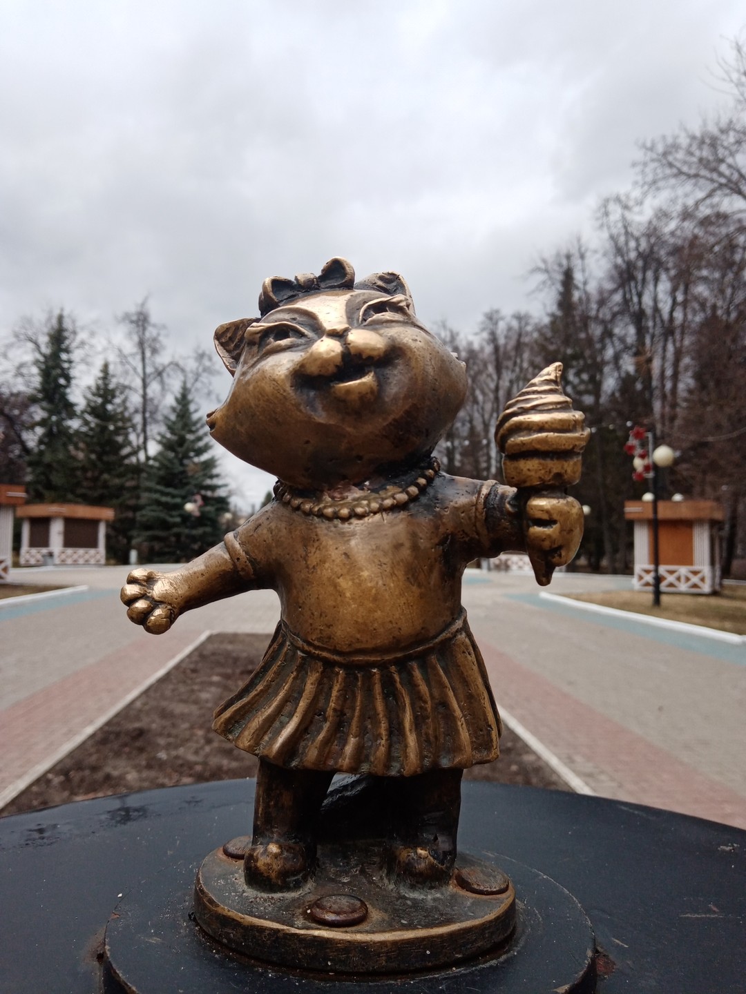 Огромное спасибо Ольге за экскурсию. Экскурсия длилась 1.5 часа. Но за это время мы узнали очень