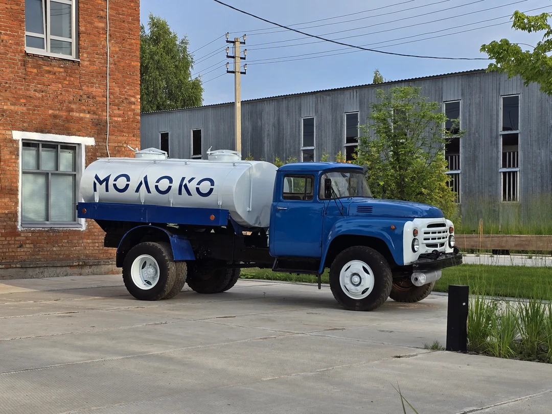 Экскурсия очень подходит для получения представления о городе, т. к. захватывает несколько удалённых точек. Интересно посмотреть