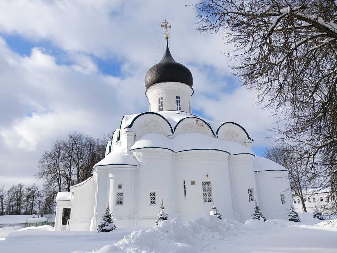 Отличная экскурсия! Первый раз попробовали такой удивительный, очень удобный формат. Прекрасно, что Наталия показывает фотографии, обращает