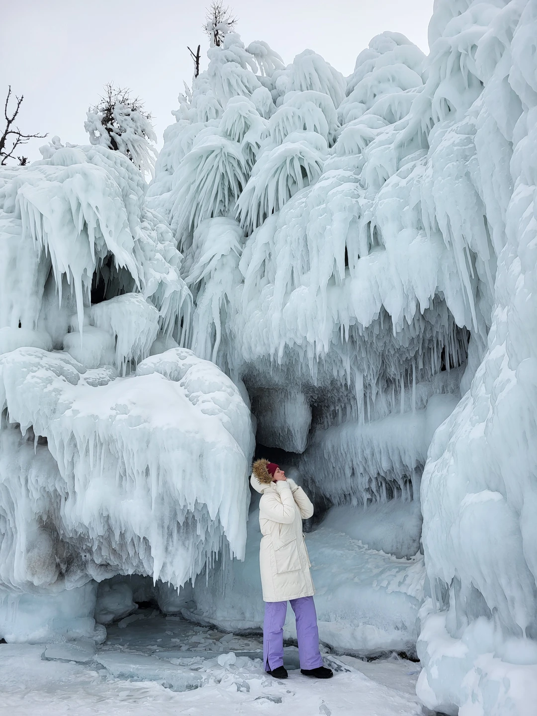 Большая благодарность нашему гиду Владимиру, всю поездку рассказывал нам интересные факты про местных жителей, животных и