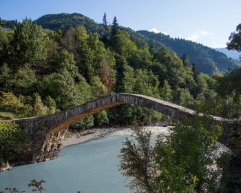Водопад Мирвети и Самшитовый лес