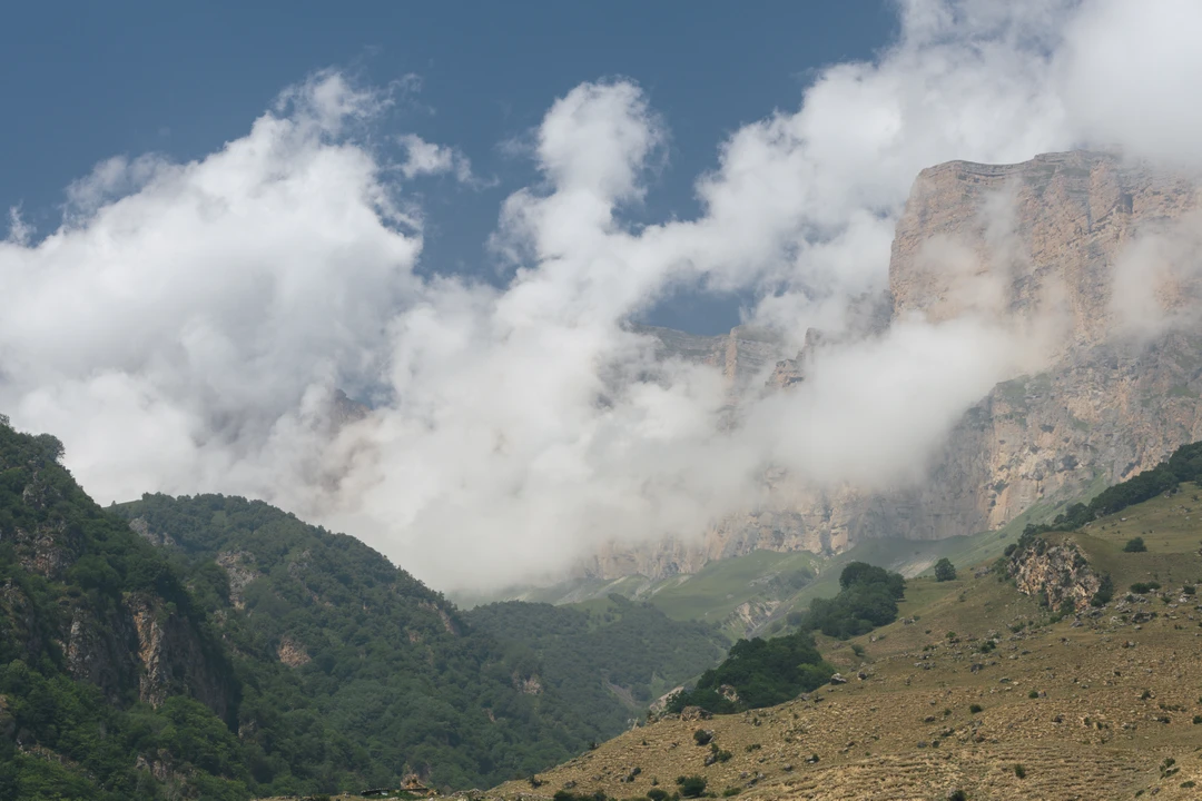 Ездили на фототур в Верхнюю Балкарию с Екатериной. Поездка очень понравилась:)) Екатерина очень интересно и неспешно