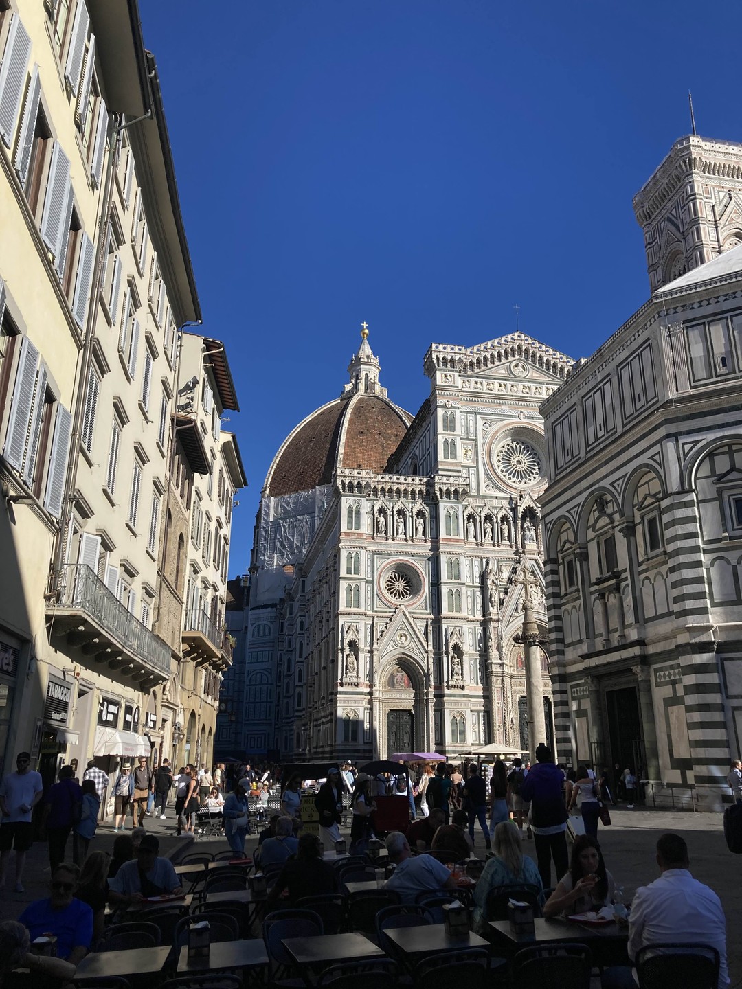 Светлана прекрасный экскурсовод! Мы были впервые во Флоренции и знакомство с городом прошло как нельзя лучше