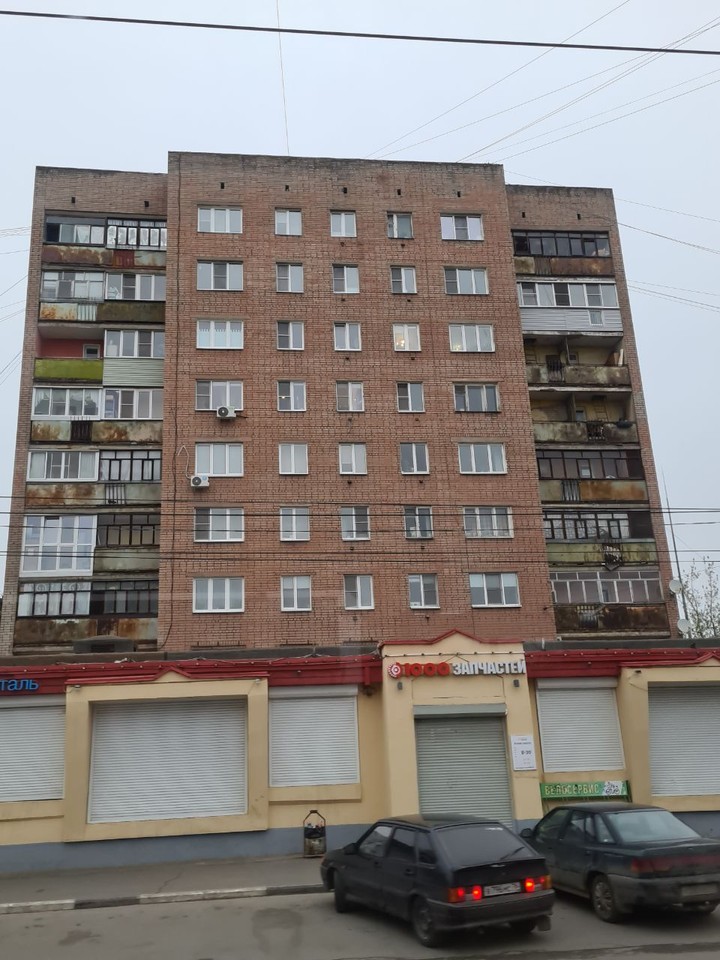 Отдельные вопросы вызвал выбранный маршрут: было такое впечатление, что нас везли по гетто😢