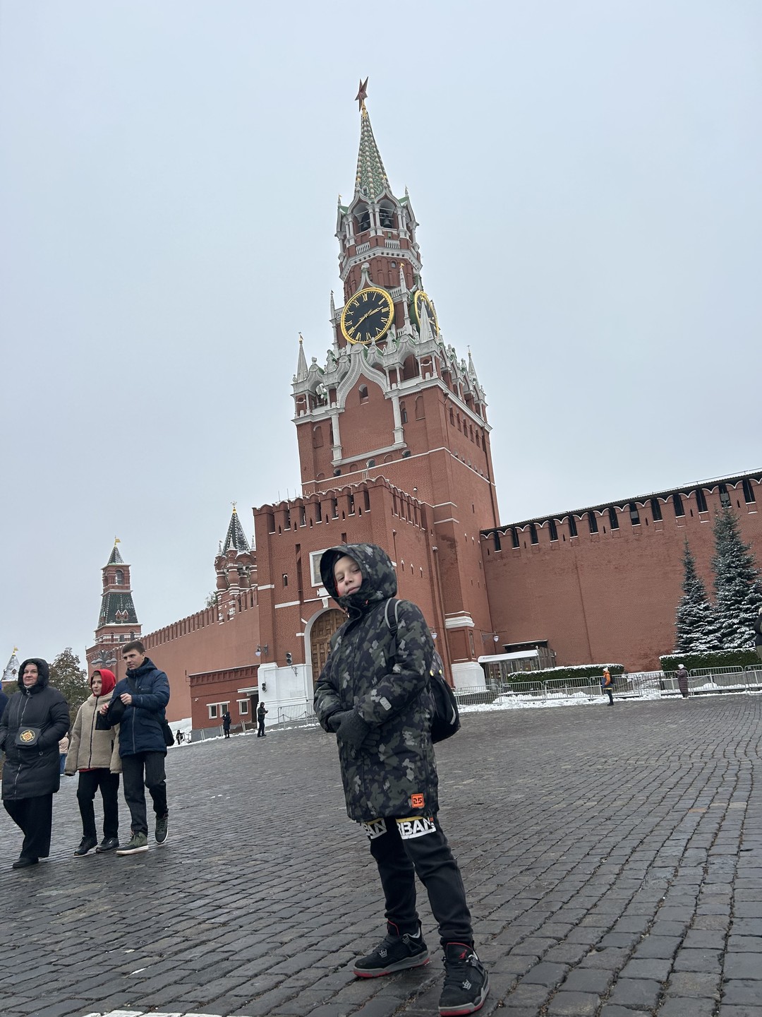 Были на экскурсии с сыном 10 лет.