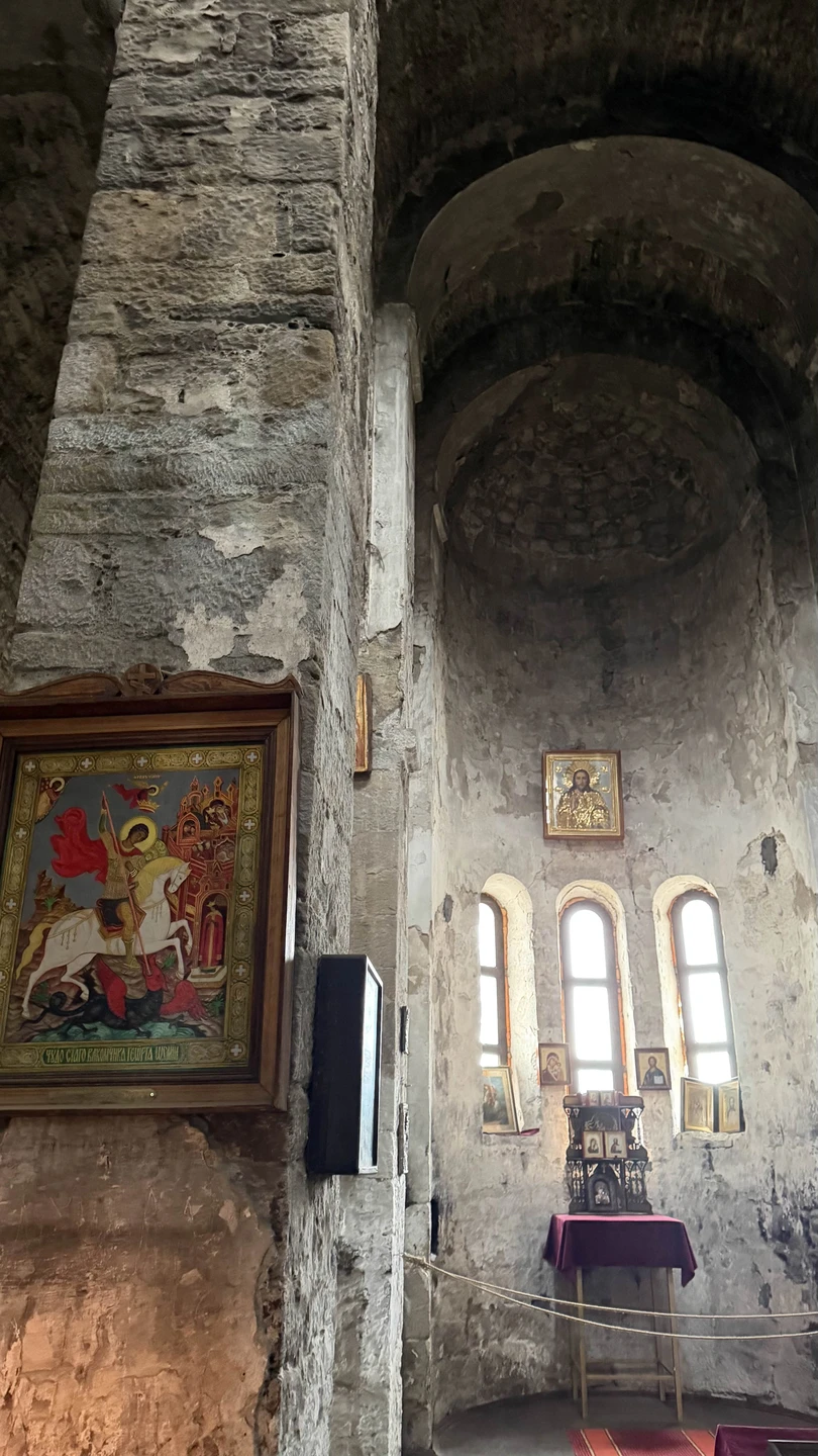 Отличная экскурсия, все понравилось. Отдельно хочется отметить работу гида Темирлана очень хороший рассказчик, и просто приятный человек. Рекомендую