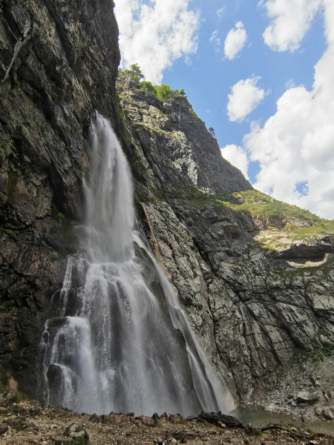 Путешествие для нас с детьми проводил гид Гудиса