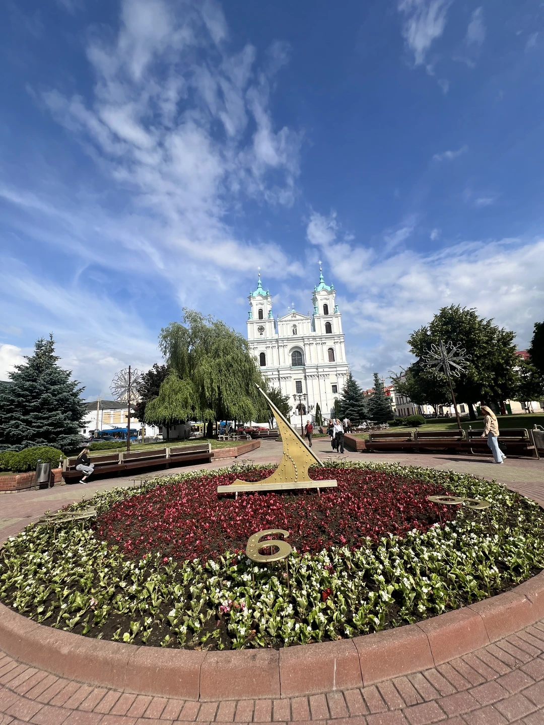 Огромное спасибо Дмитрию за организацию и проведение экскурсии, 12 часов пролетели незаметно! Комфортная поездка по живописным