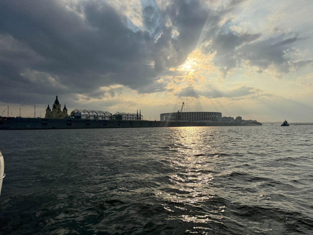 Очень понравилась морская прогулка, спасибо:)