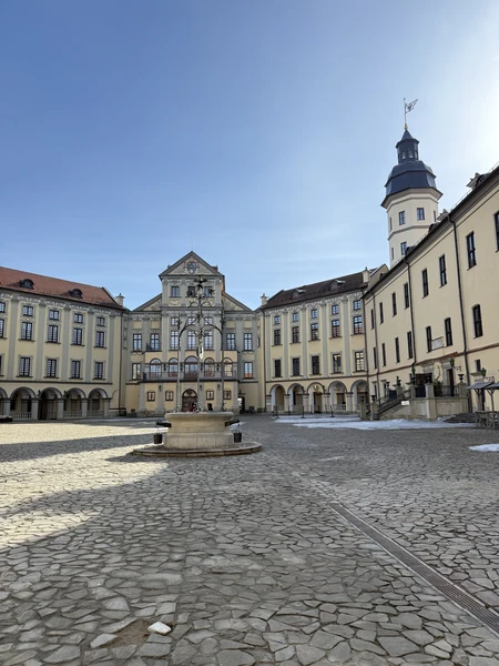 Замки Беларуси: групповая экскурсия в Мир и Несвиж из Минска (Светлана)