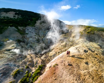 Малая долина гейзеров, водопад Снежный барс и горячие источники