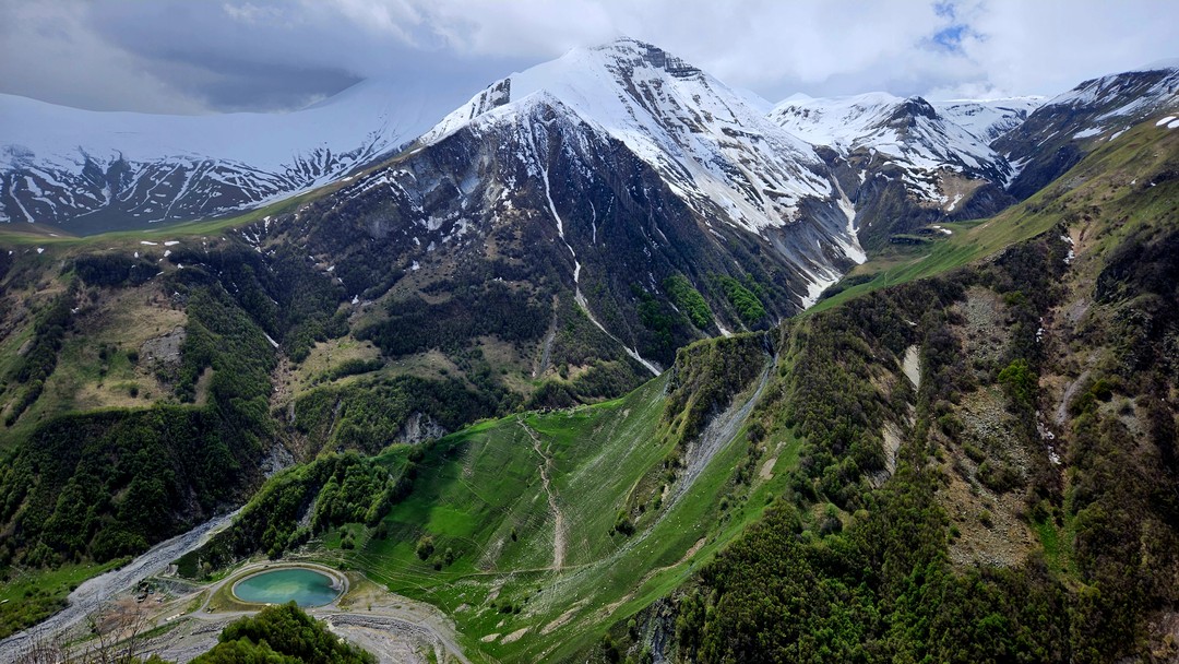 Военно-Грузинская дорога: путь, воплощающий Кавказ (Алексей)
