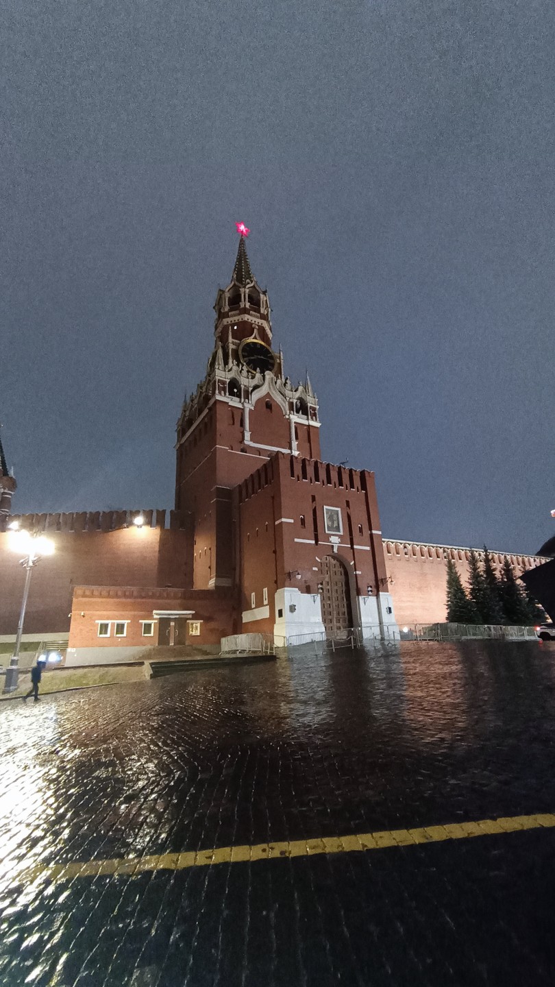Обзорная вечерняя экскурсия по Москве (Диана)