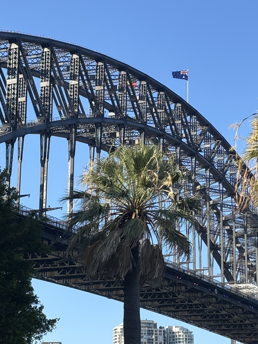 Прогулка и правда получилась с душой! Ольга хорошо рассказала важные исторические моменты, связанные с основанием города